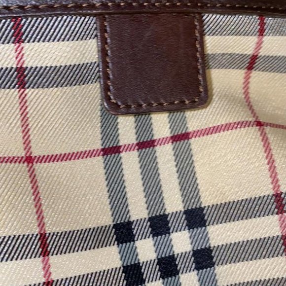 Burberry Nova Check Boston Duffle with Strap - Picture 9 of 10